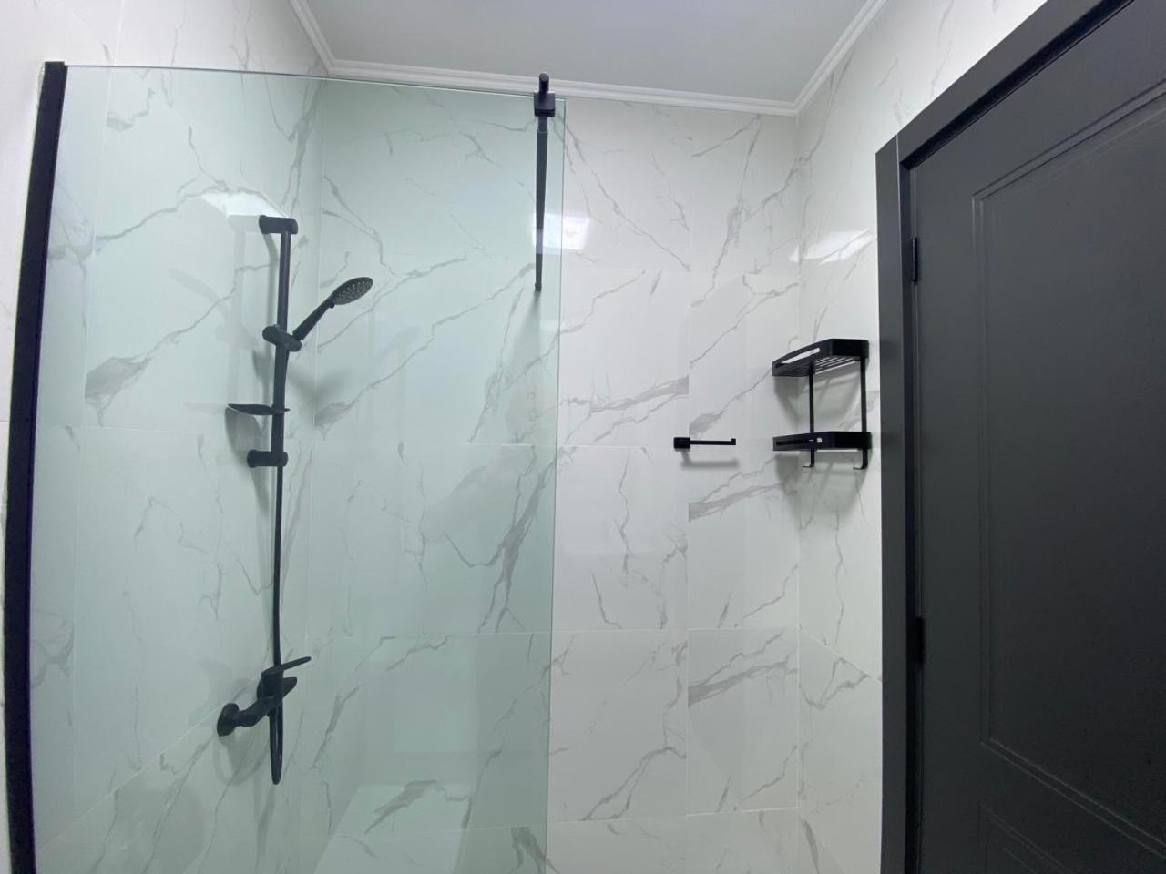 Hotel Varla Κουτάισι Εξωτερικό φωτογραφία