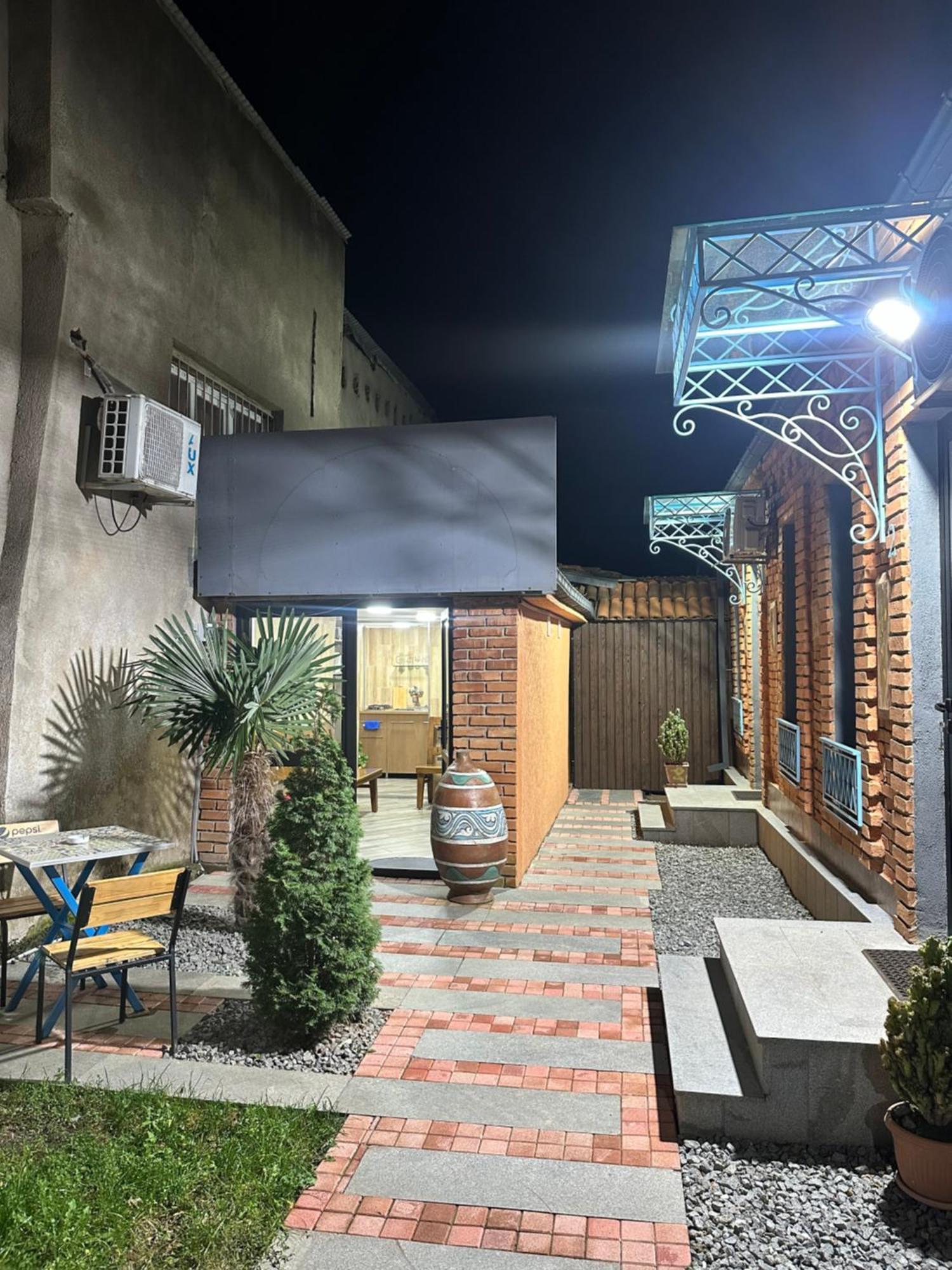 Hotel Varla Κουτάισι Εξωτερικό φωτογραφία