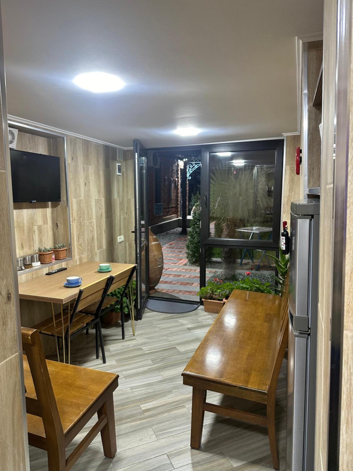 Hotel Varla Κουτάισι Εξωτερικό φωτογραφία